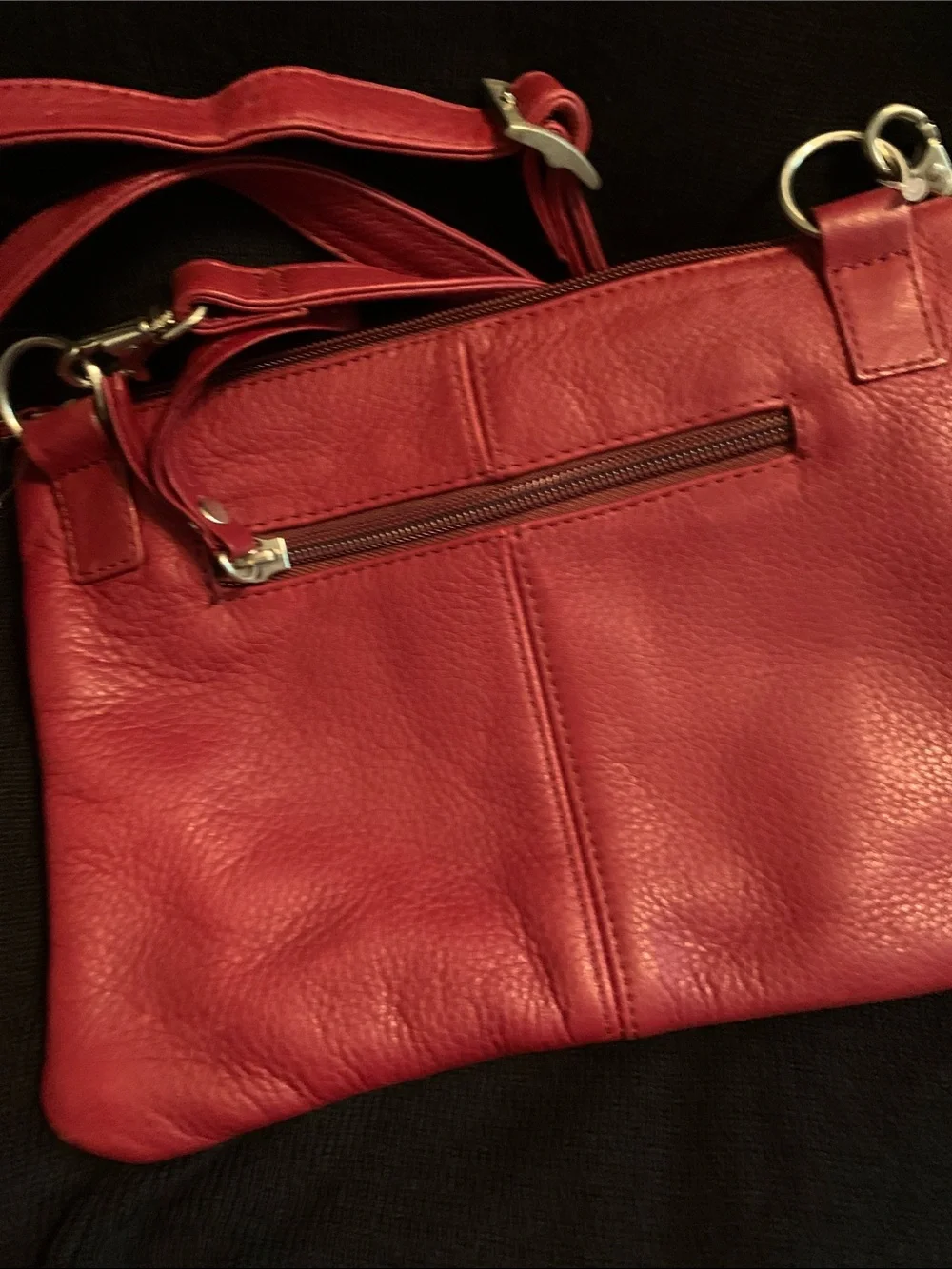 HOBO Red Pebbled Leather Crossbody with Front Pockets - Picture 7 of 9